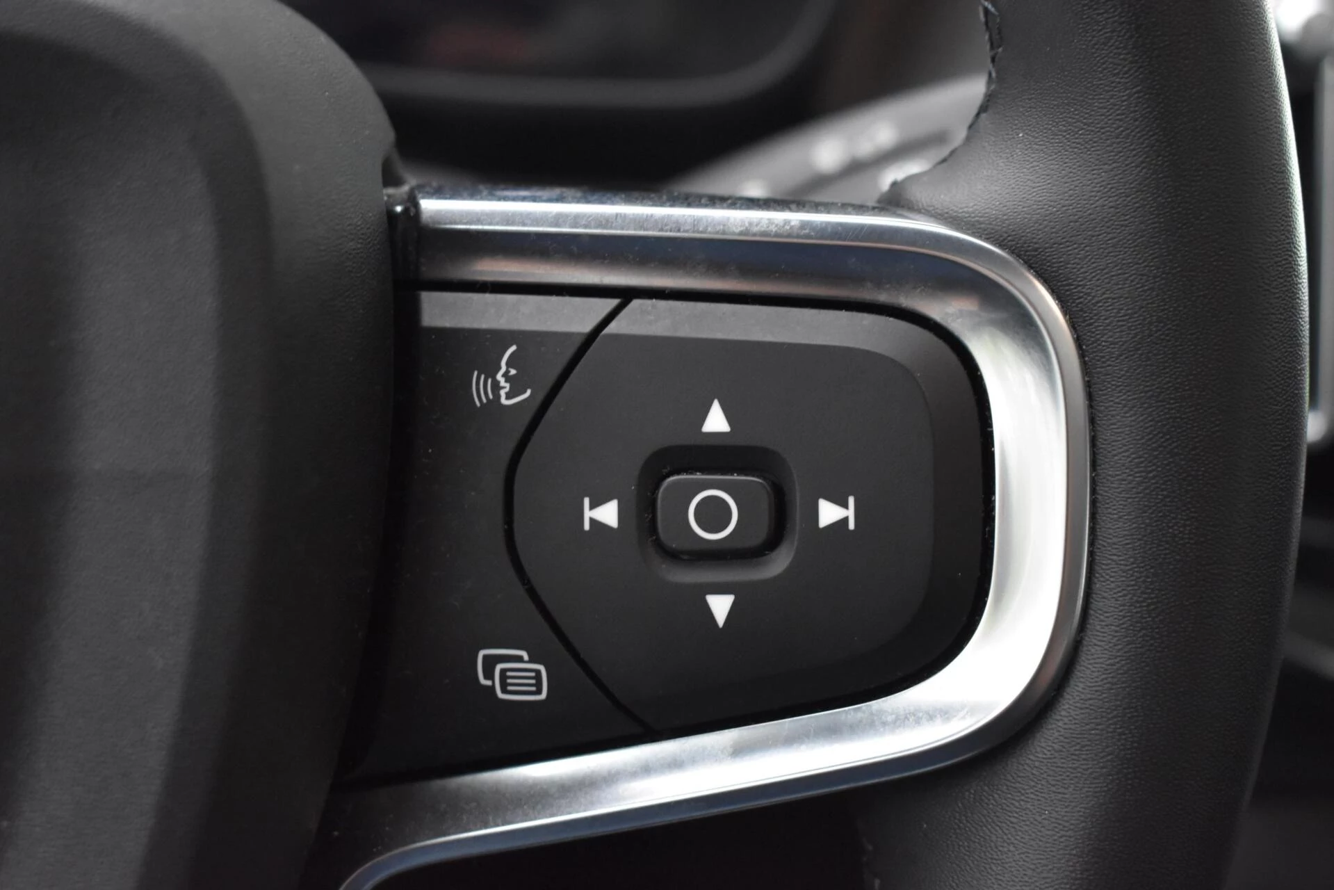 Hoofdafbeelding Volvo C40