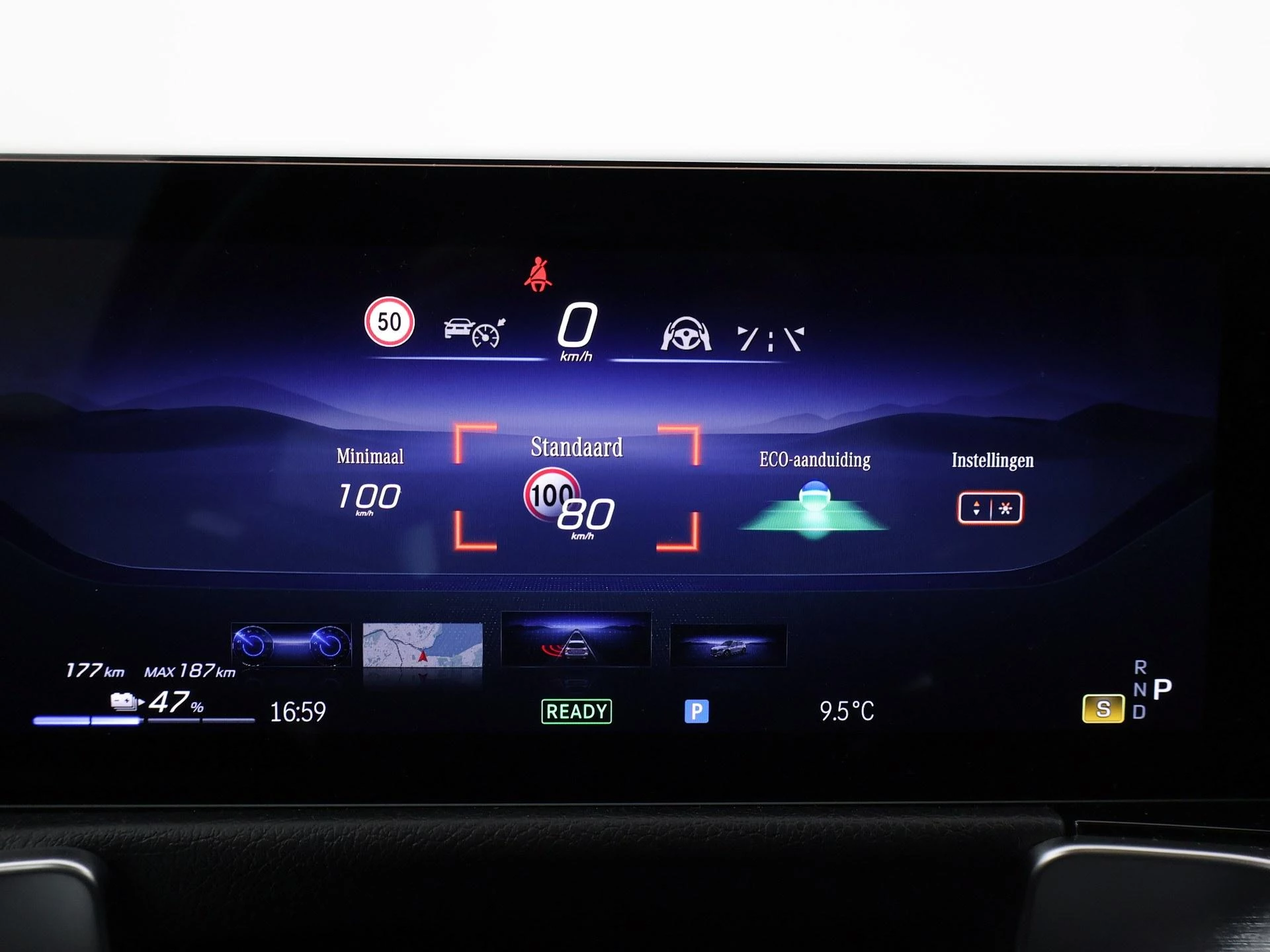 Hoofdafbeelding Mercedes-Benz EQB