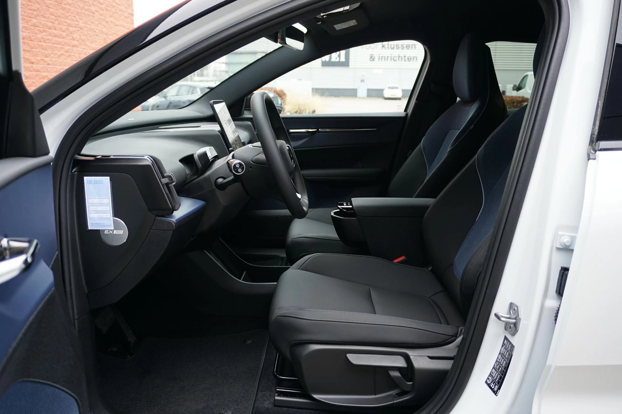 Hoofdafbeelding Volvo EX30