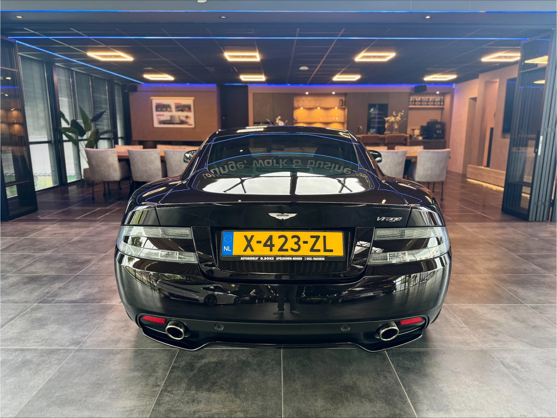 Hoofdafbeelding Aston Martin V12 Virage