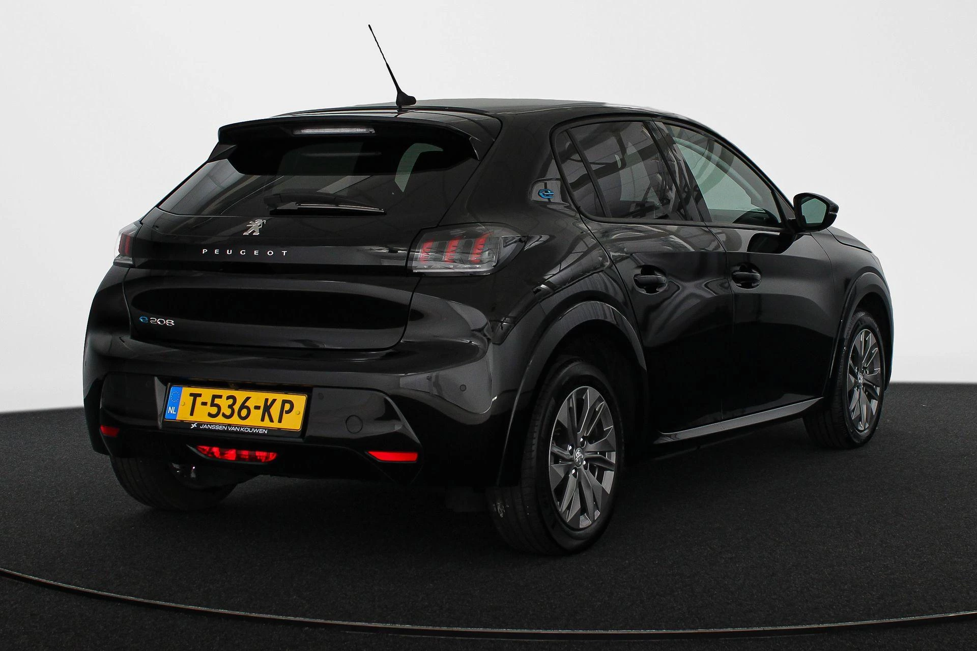 Hoofdafbeelding Peugeot e-208