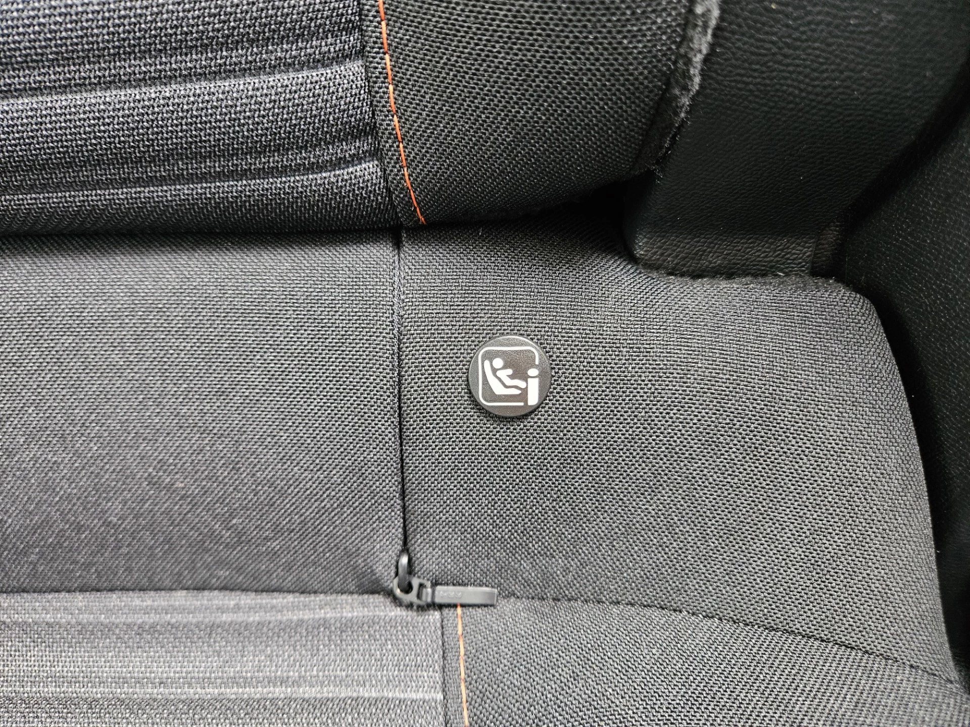 Hoofdafbeelding Peugeot e-2008