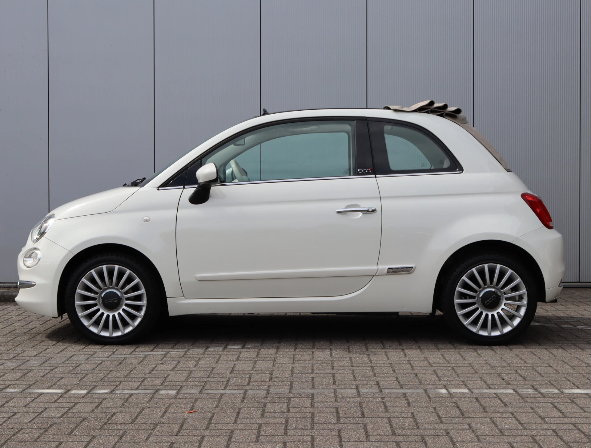 Hoofdafbeelding Fiat 500C