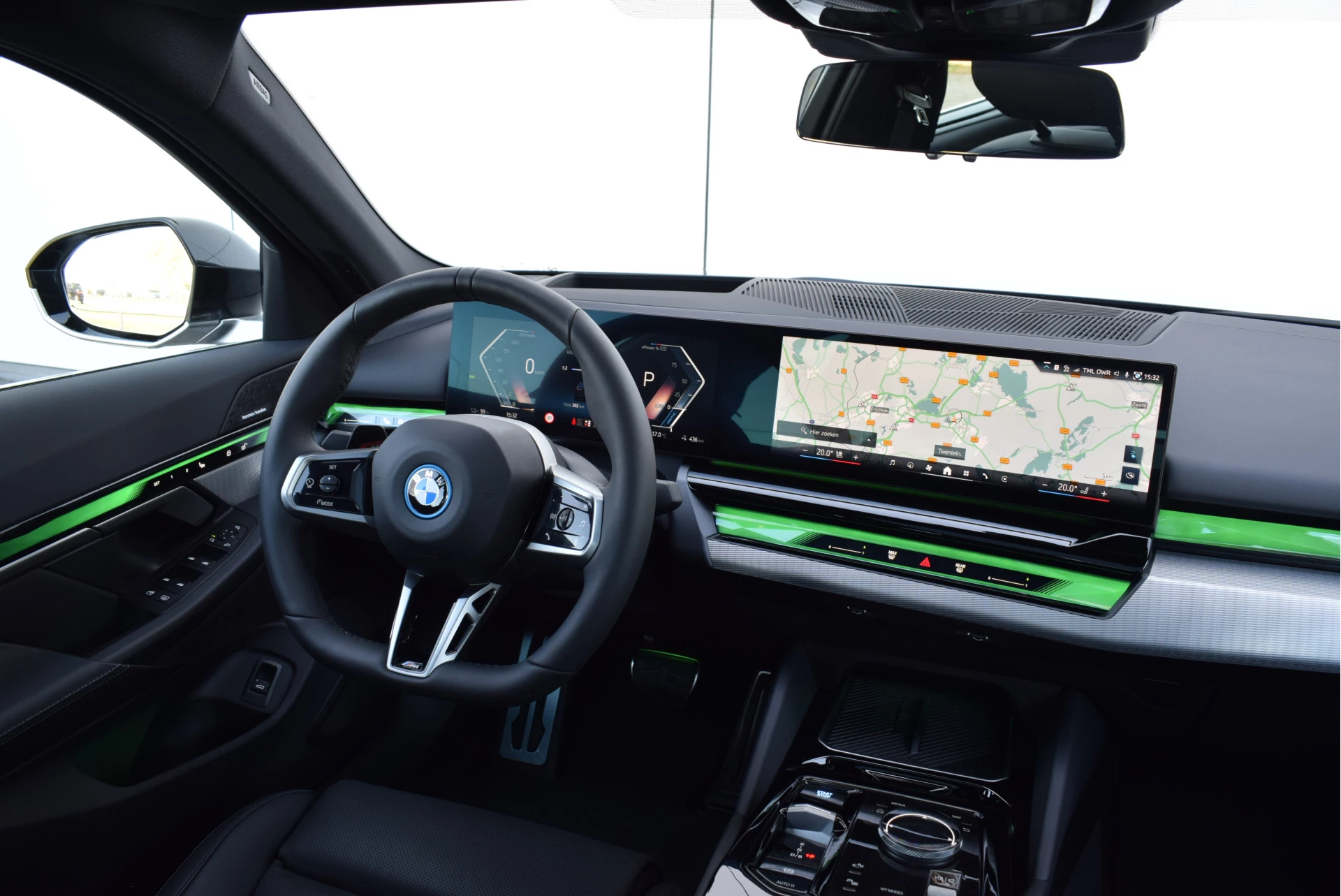 Hoofdafbeelding BMW i5