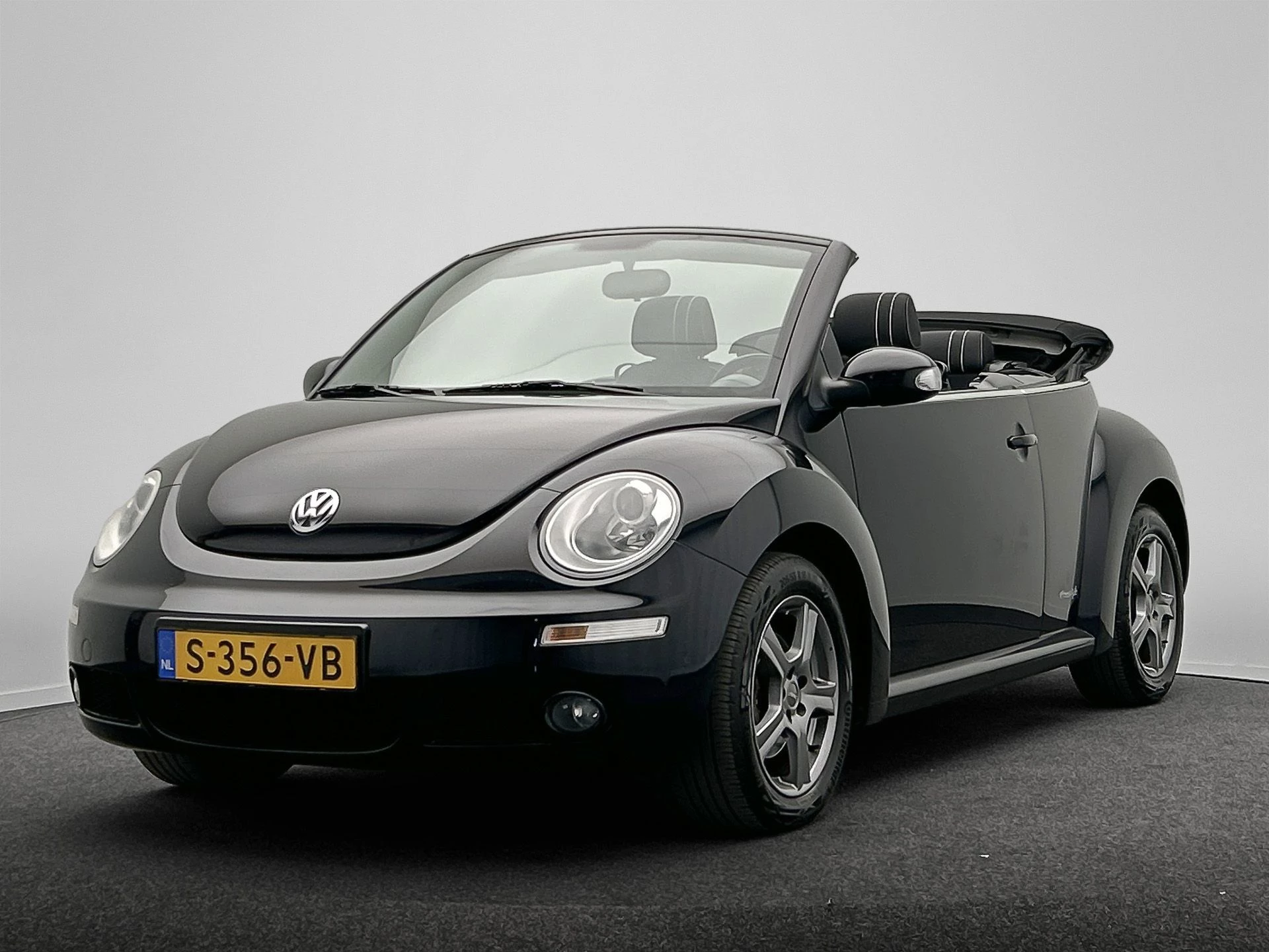 Hoofdafbeelding Volkswagen New Beetle