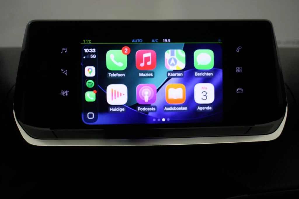 Hoofdafbeelding Peugeot e-2008