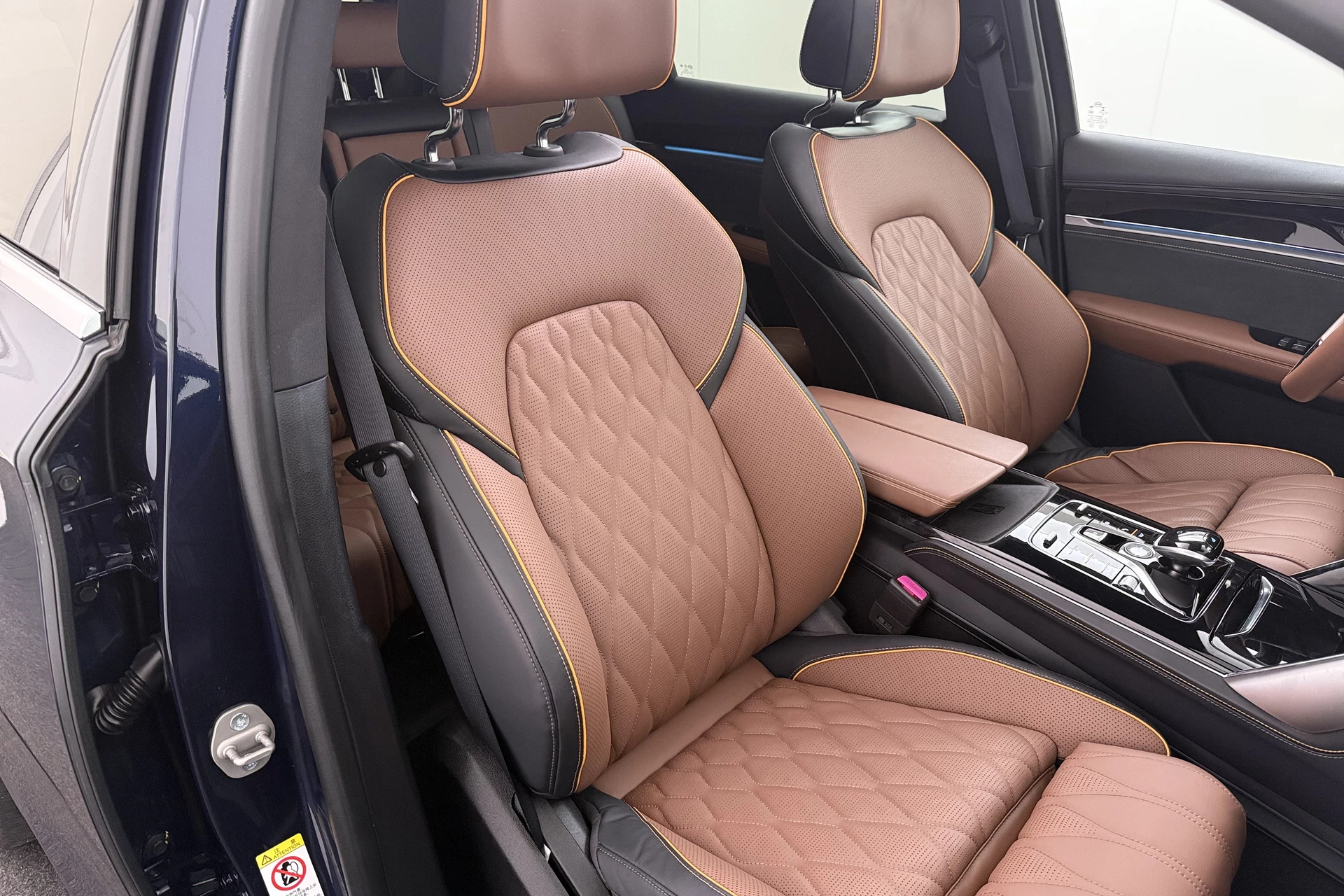 Hoofdafbeelding BYD TANG