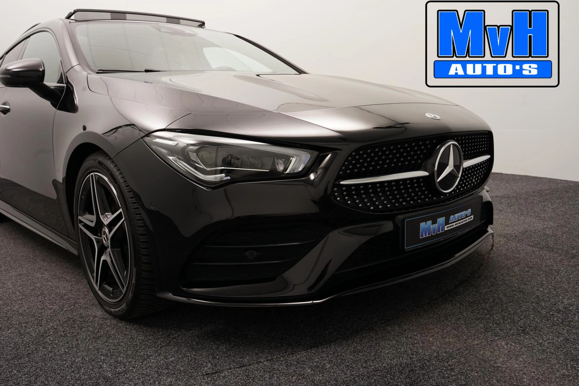 Hoofdafbeelding Mercedes-Benz CLA
