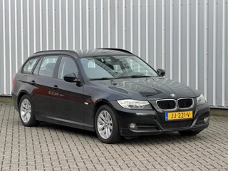 BMW 3-serie Touring 318i motorschade