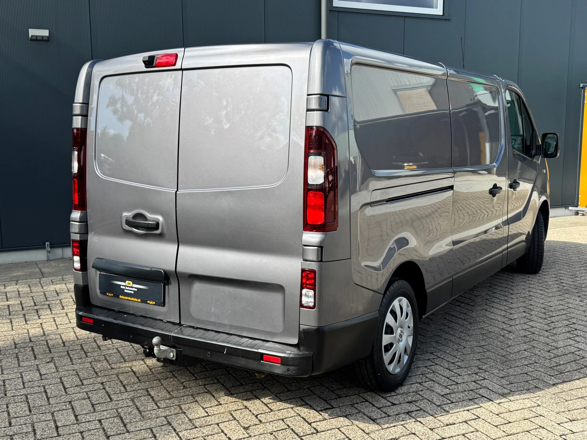 Hoofdafbeelding Nissan NV300