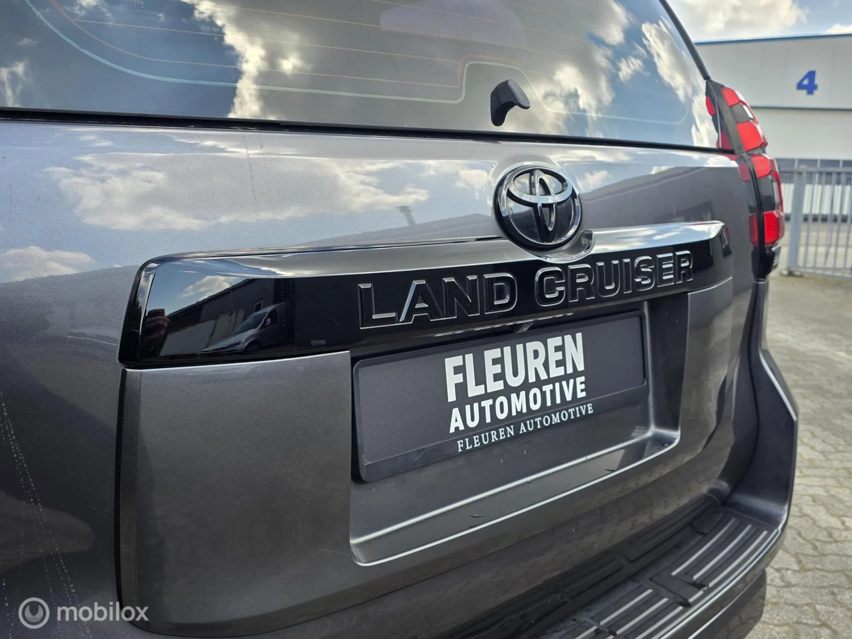 Hoofdafbeelding Toyota Land Cruiser