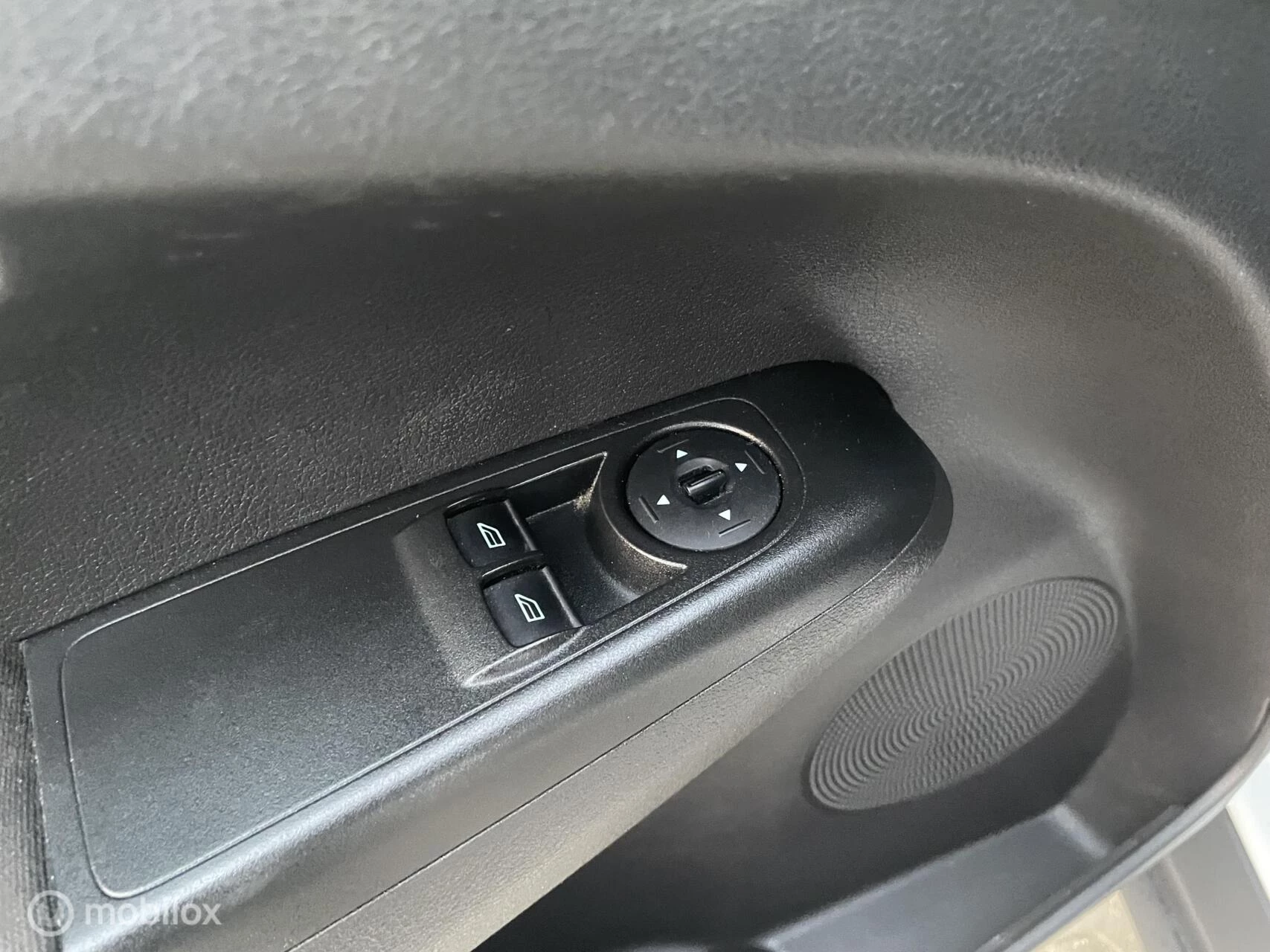 Hoofdafbeelding Ford Transit Courier