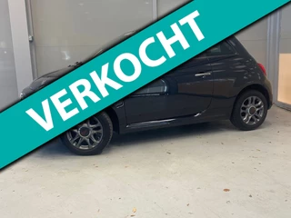 Fiat 500 1.2 Sport | NAVI | PARKPILOT | CRUISE | DONKER GLAS |HALF LEER |