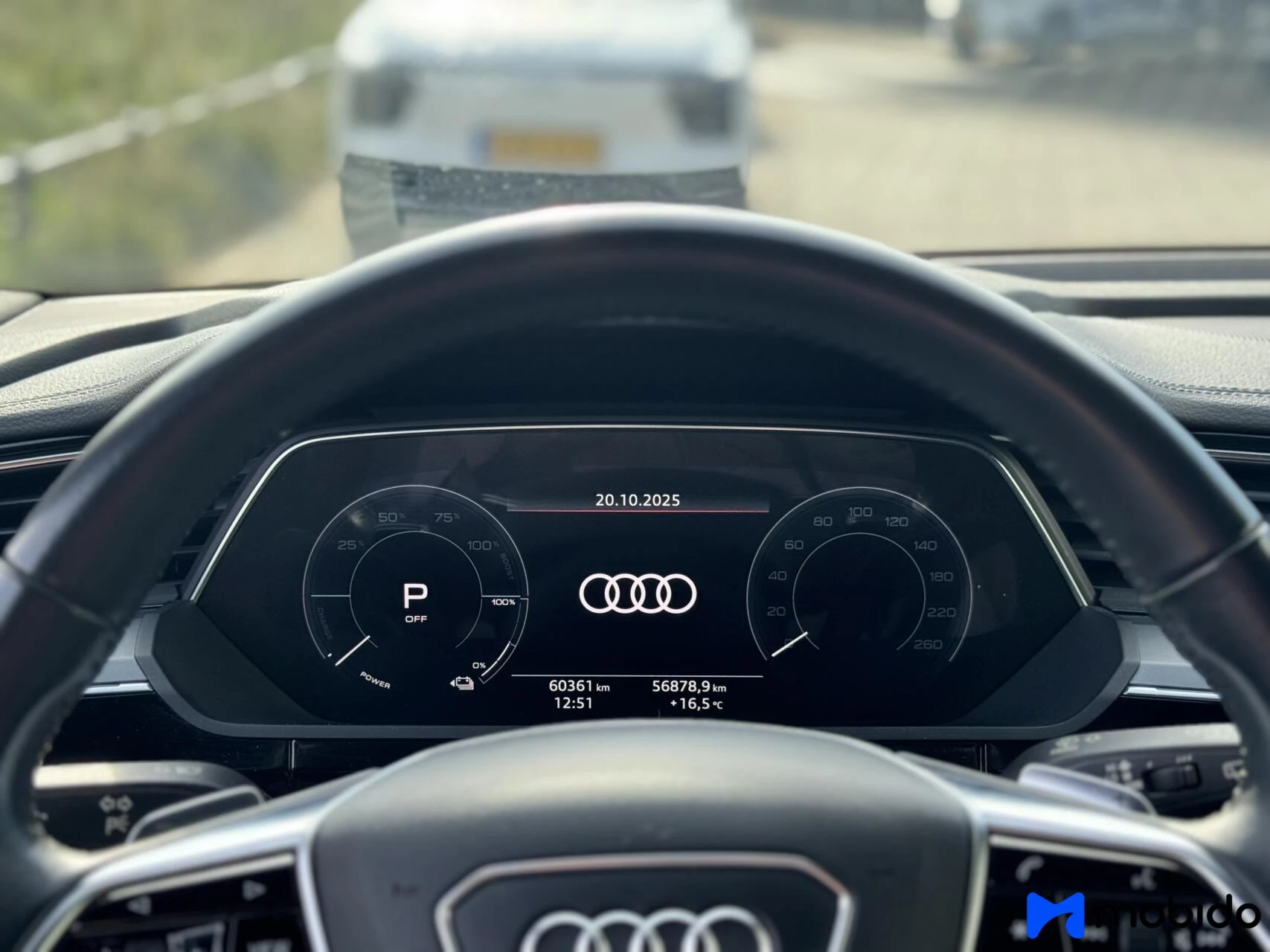 Hoofdafbeelding Audi e-tron