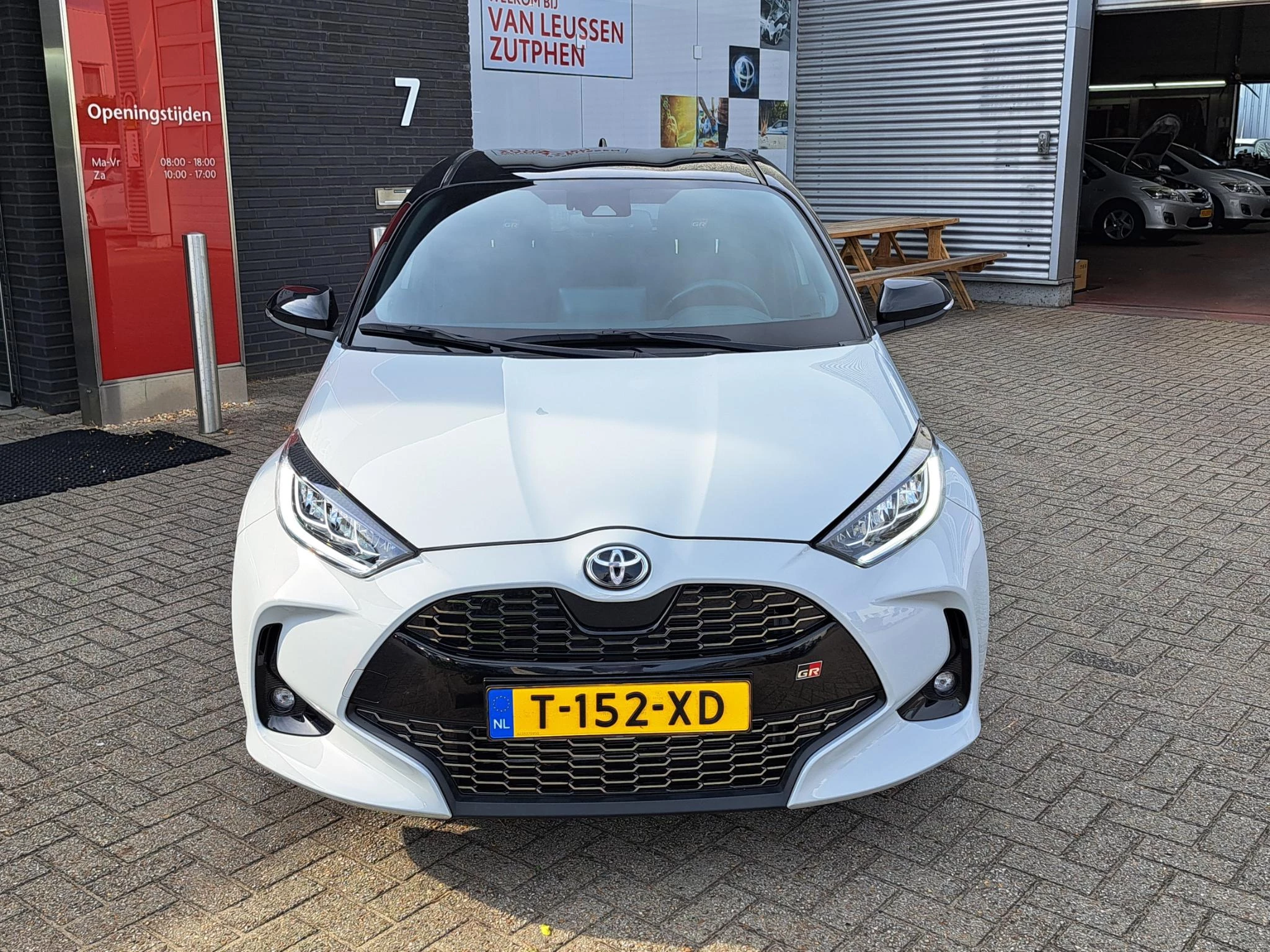 Hoofdafbeelding Toyota Yaris