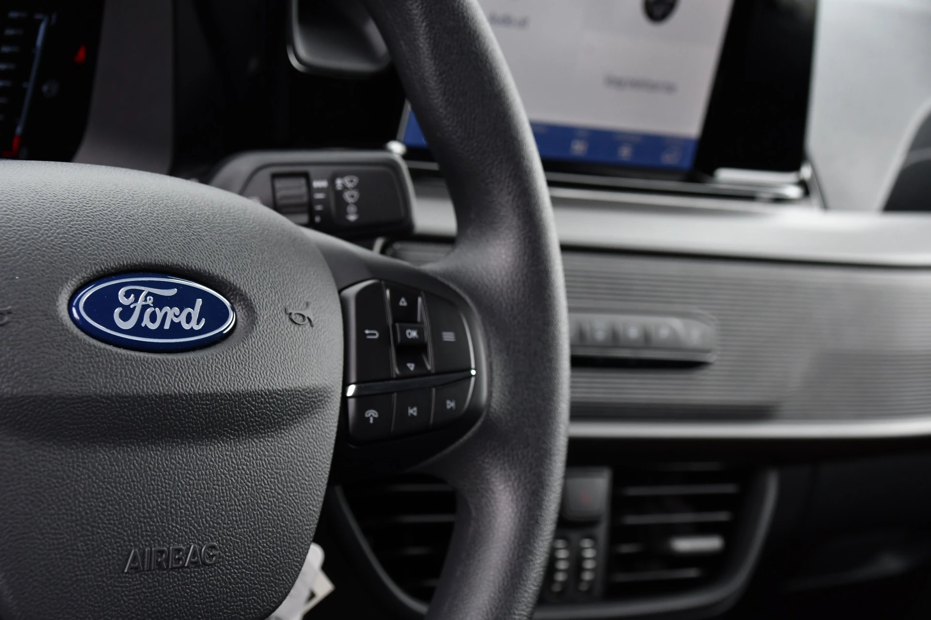 Hoofdafbeelding Ford Transit Courier