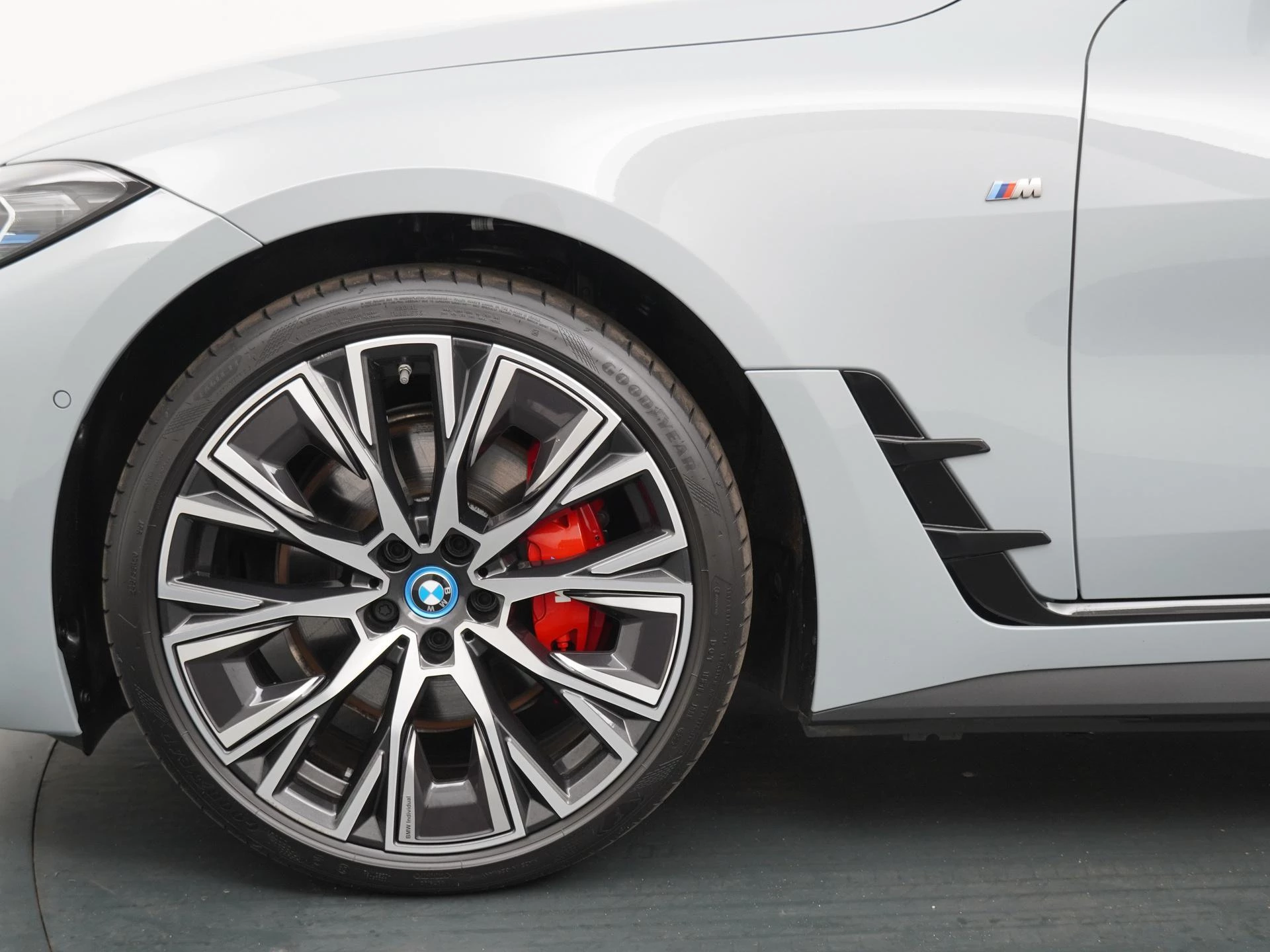 Hoofdafbeelding BMW i4