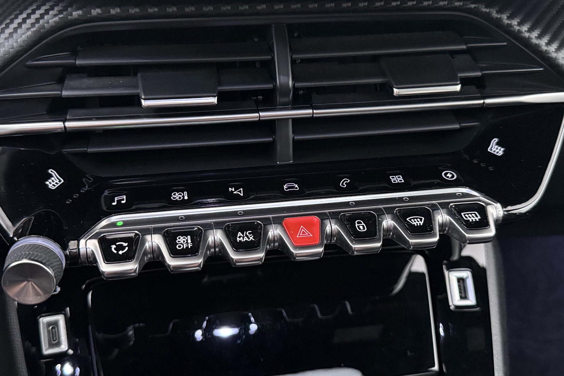 Hoofdafbeelding Peugeot e-208
