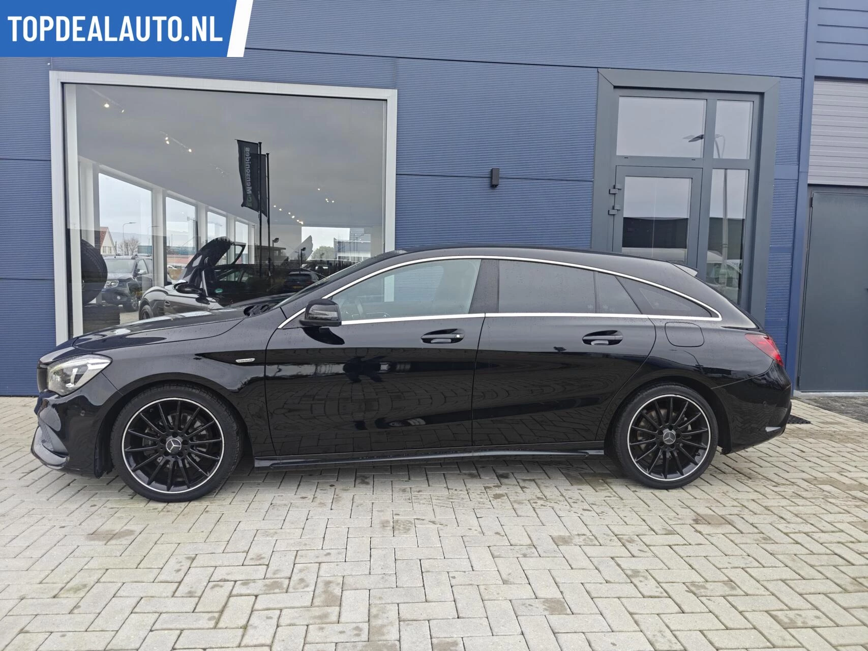 Hoofdafbeelding Mercedes-Benz CLA