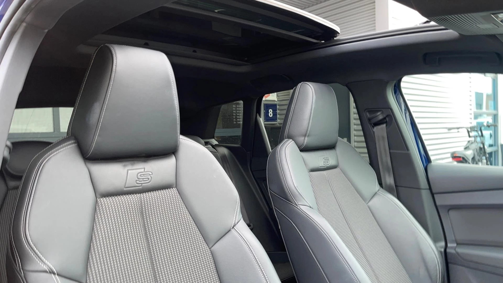 Hoofdafbeelding Audi Q4 e-tron