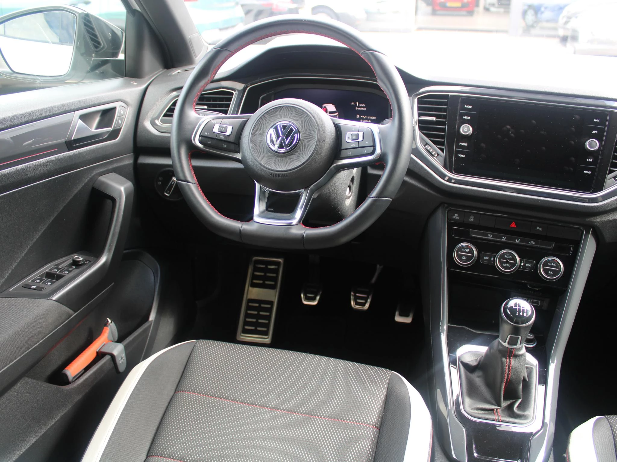 Hoofdafbeelding Volkswagen T-Roc