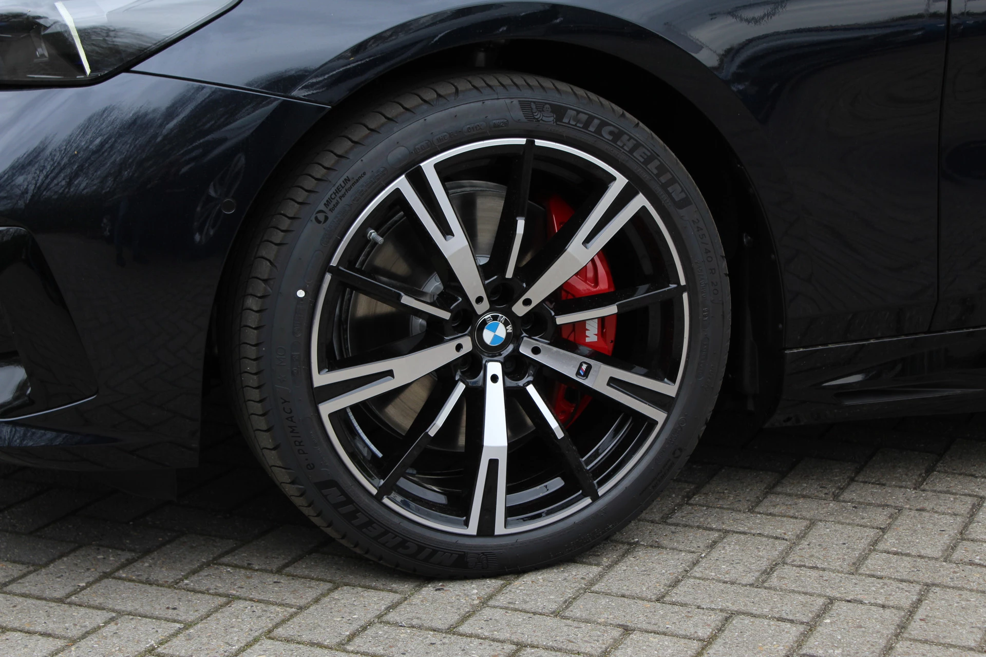 Hoofdafbeelding BMW i5