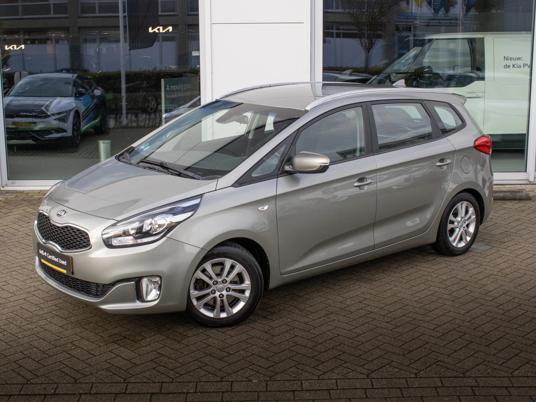 Hoofdafbeelding Kia Carens