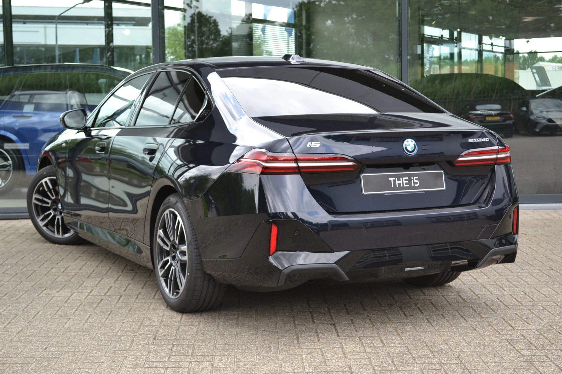 Hoofdafbeelding BMW i5