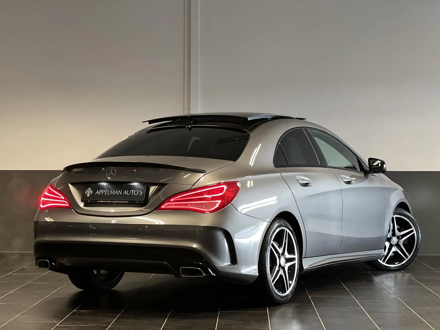 Hoofdafbeelding Mercedes-Benz CLA