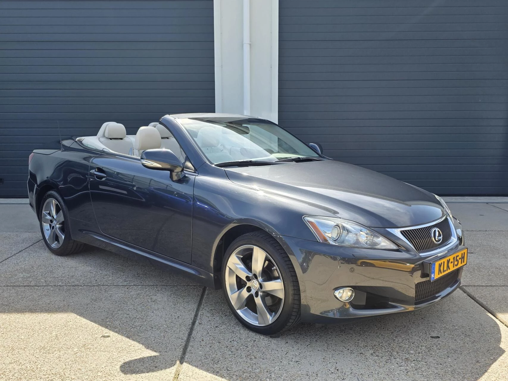 Hoofdafbeelding Lexus IS