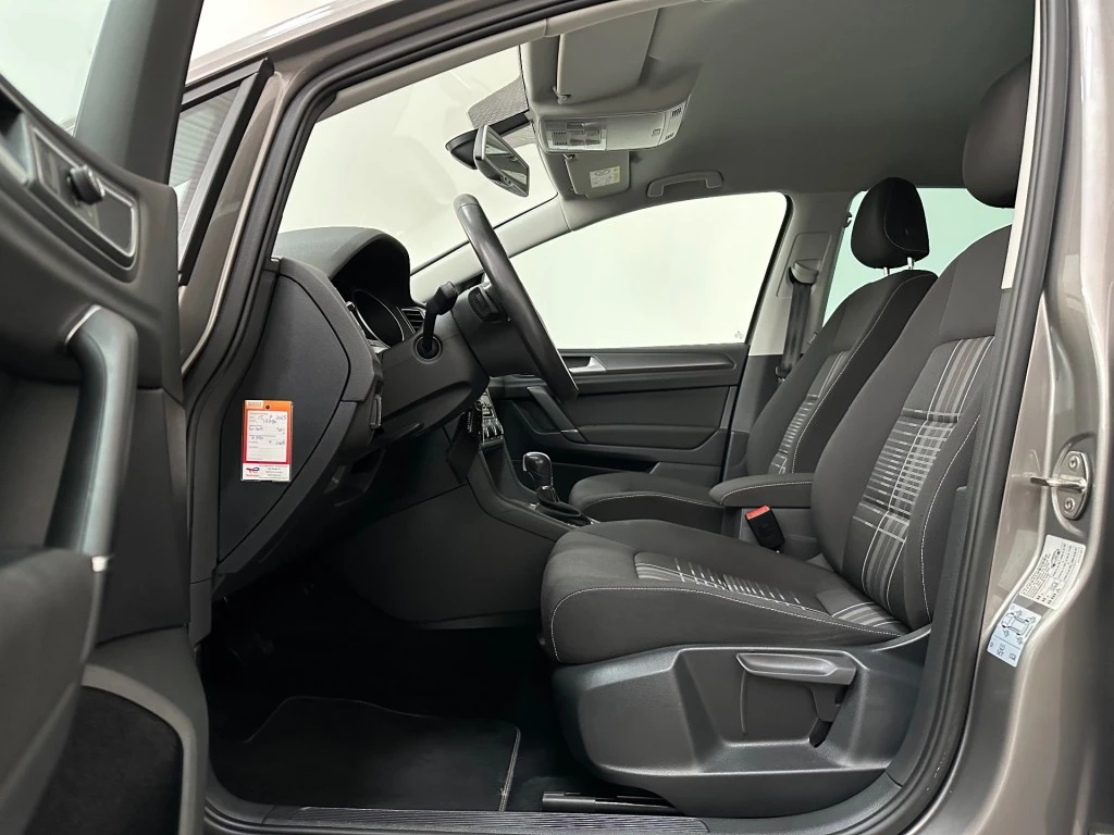 Hoofdafbeelding Volkswagen Golf Sportsvan