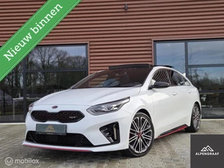 Hoofdafbeelding Kia ProCeed Kia ProCeed 1.6 T-GDI GT |Pano|JBL|Carplay|VirtualCamera|Navi|Adaptieve cruisecontrol|Grote scherm|Dealeronderhouden|
