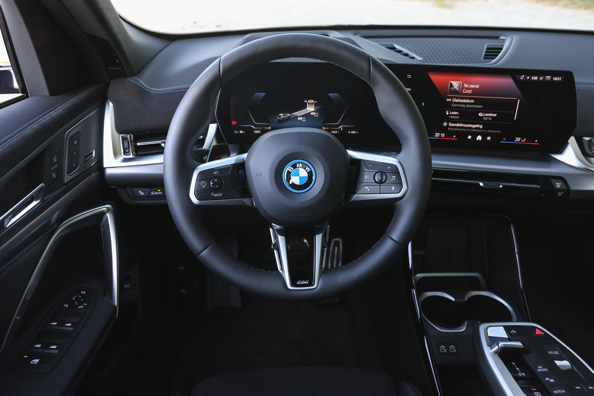 Hoofdafbeelding BMW iX2