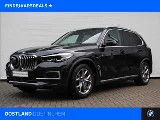 BMW X5 xDrive45e High Executive xLine Automaat / Panoramadak / Trekhaak / Sportstoelen / Achteruitrijcamera / Active Cruise Control / Adaptief onderstel