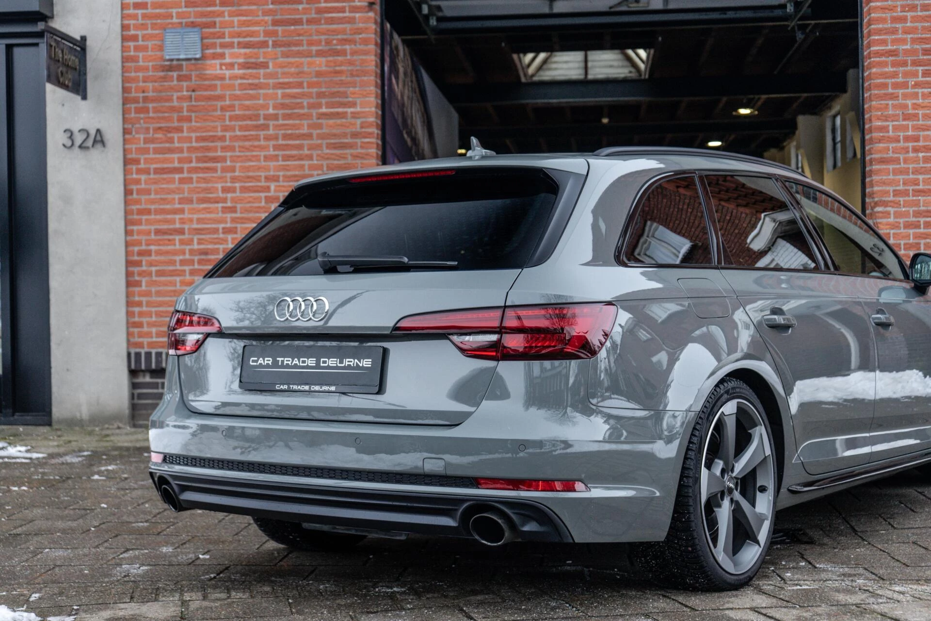 Hoofdafbeelding Audi A4