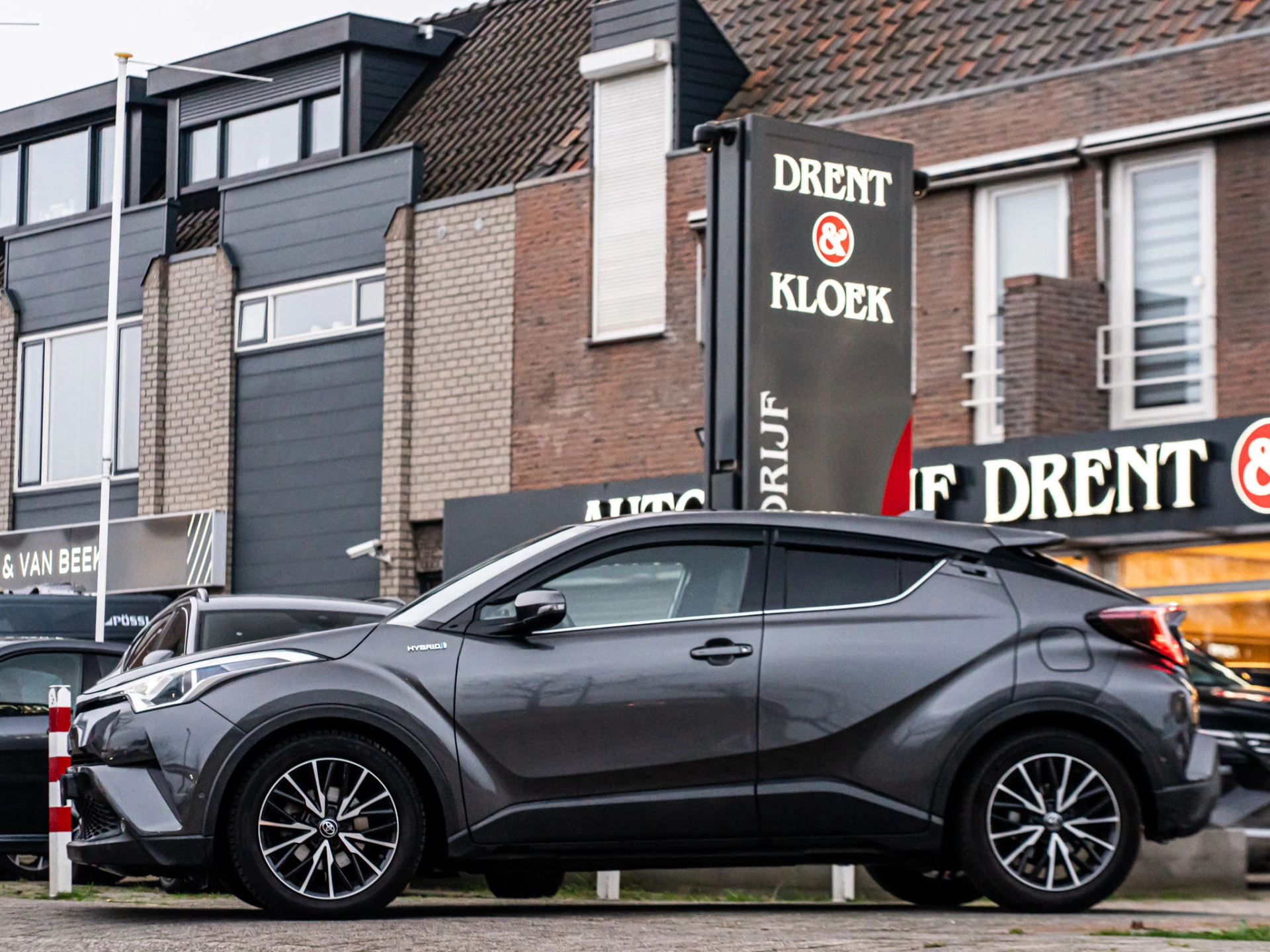 Hoofdafbeelding Toyota C-HR