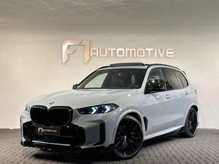 Hoofdafbeelding BMW X5 BMW X5 XDrive50e M Sport Pano|Skylou|HuD|H/K|Trekhaak|Memory