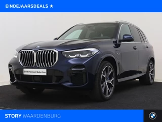 BMW X5 xDrive45e High Executive M Sport Automaat / Panoramadak / Trekhaak / M Multifunctionele Stoelen / Adaptieve LED / Parking Assistant Plus / Comfort Access / Gesture Control