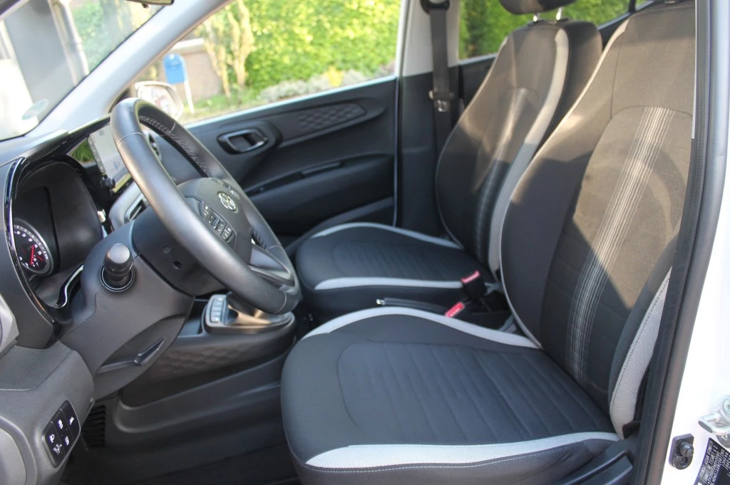 Hoofdafbeelding Hyundai i10