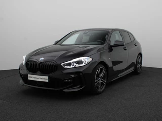 BMW 1 Serie 5-deurs 118i Executive | M Sportpakket | Stuurwielrand verwarmd | Live Cockpit Professional | HIFI |  18"
