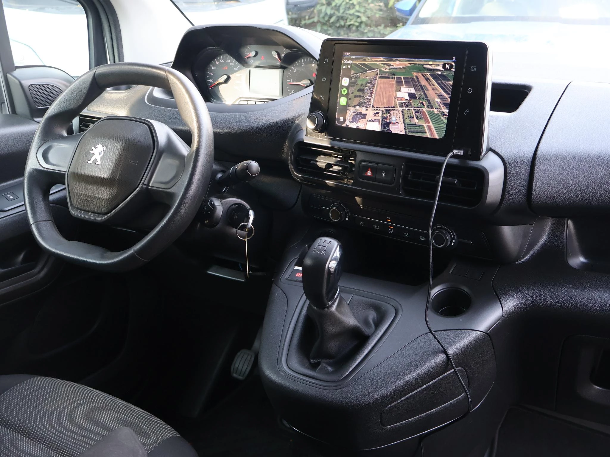 Hoofdafbeelding Peugeot Partner