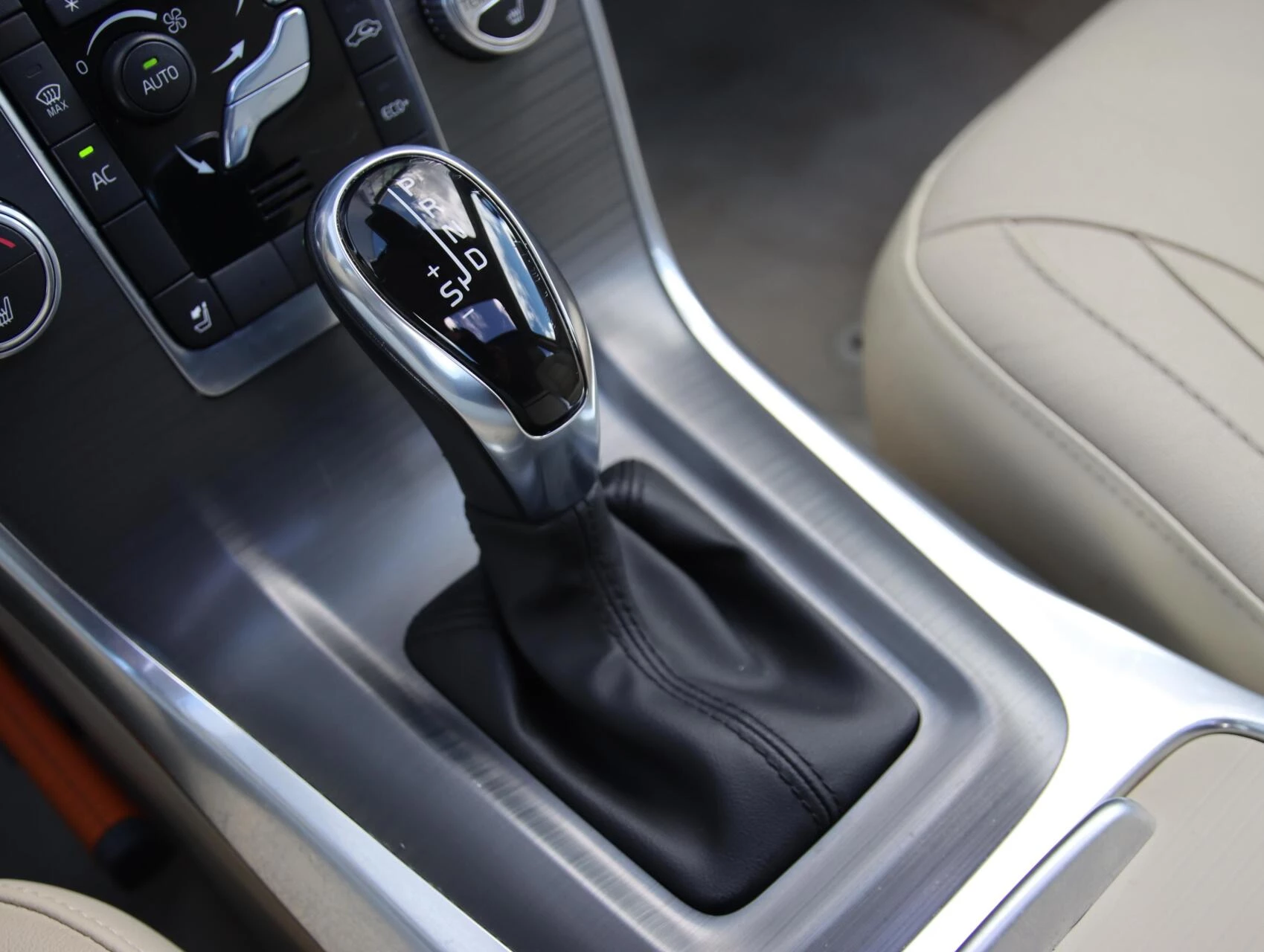 Hoofdafbeelding Volvo V70