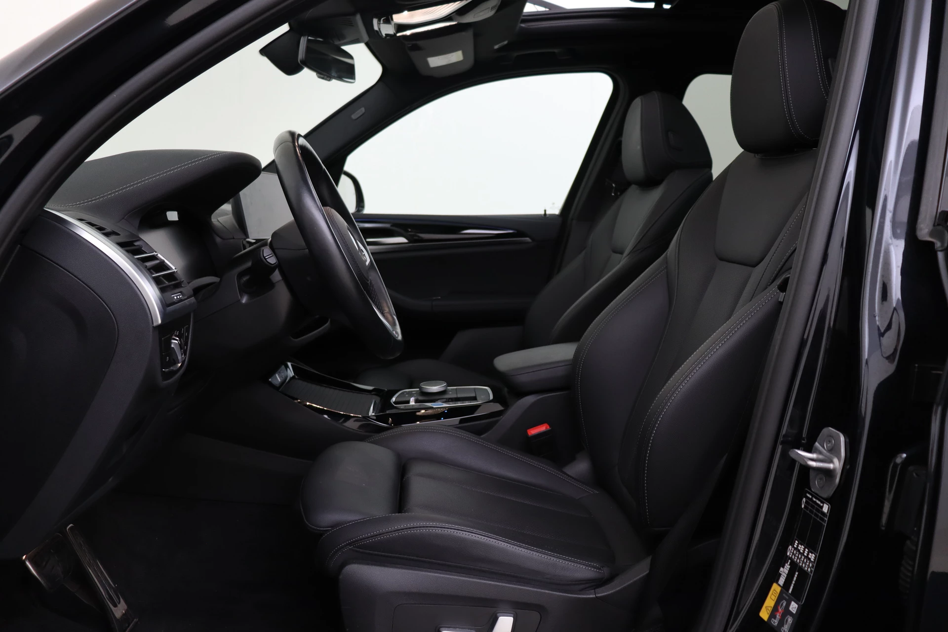 Hoofdafbeelding BMW iX3