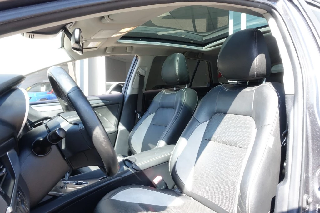 Hoofdafbeelding Toyota Avensis