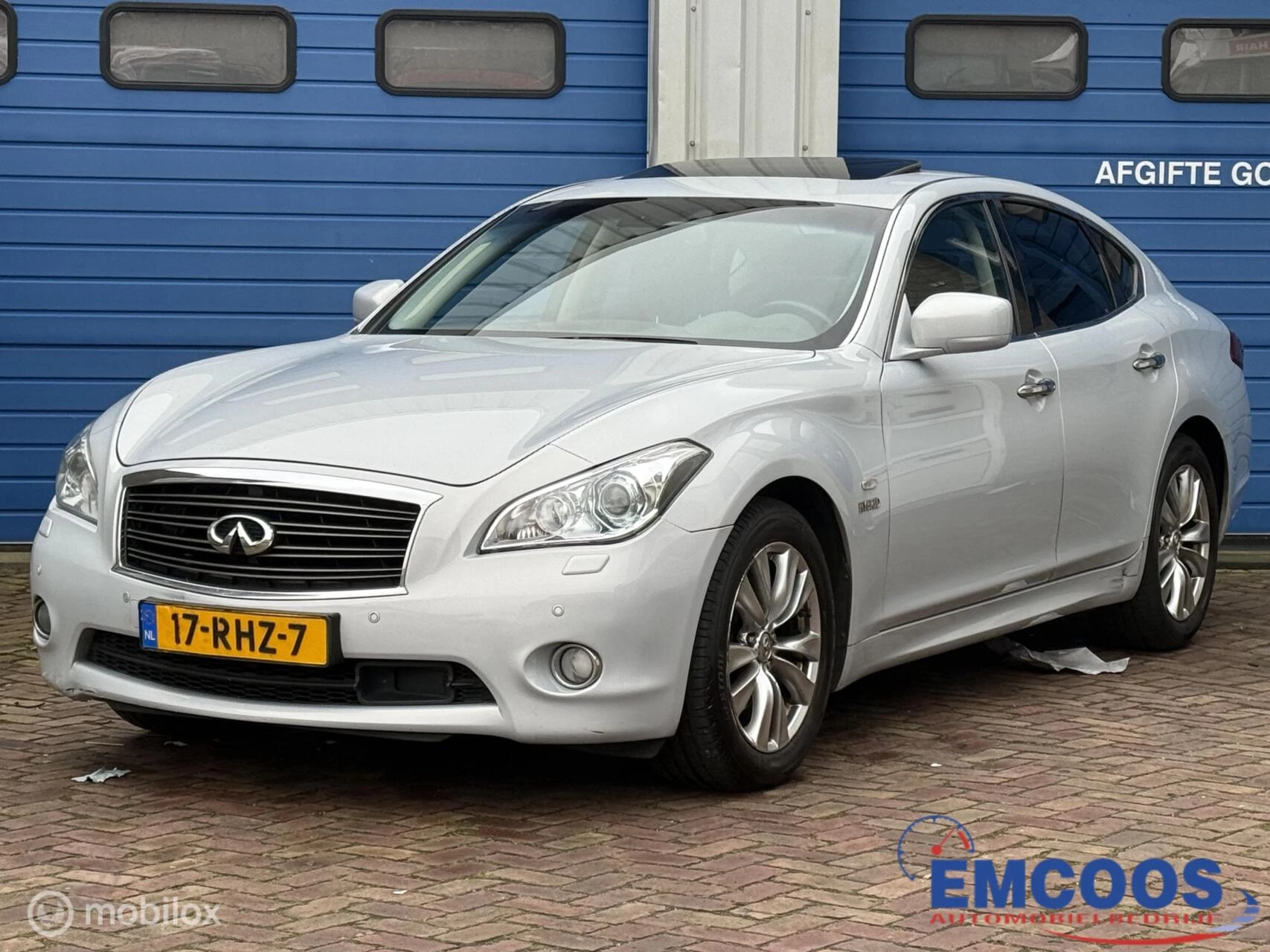Hoofdafbeelding Infiniti M