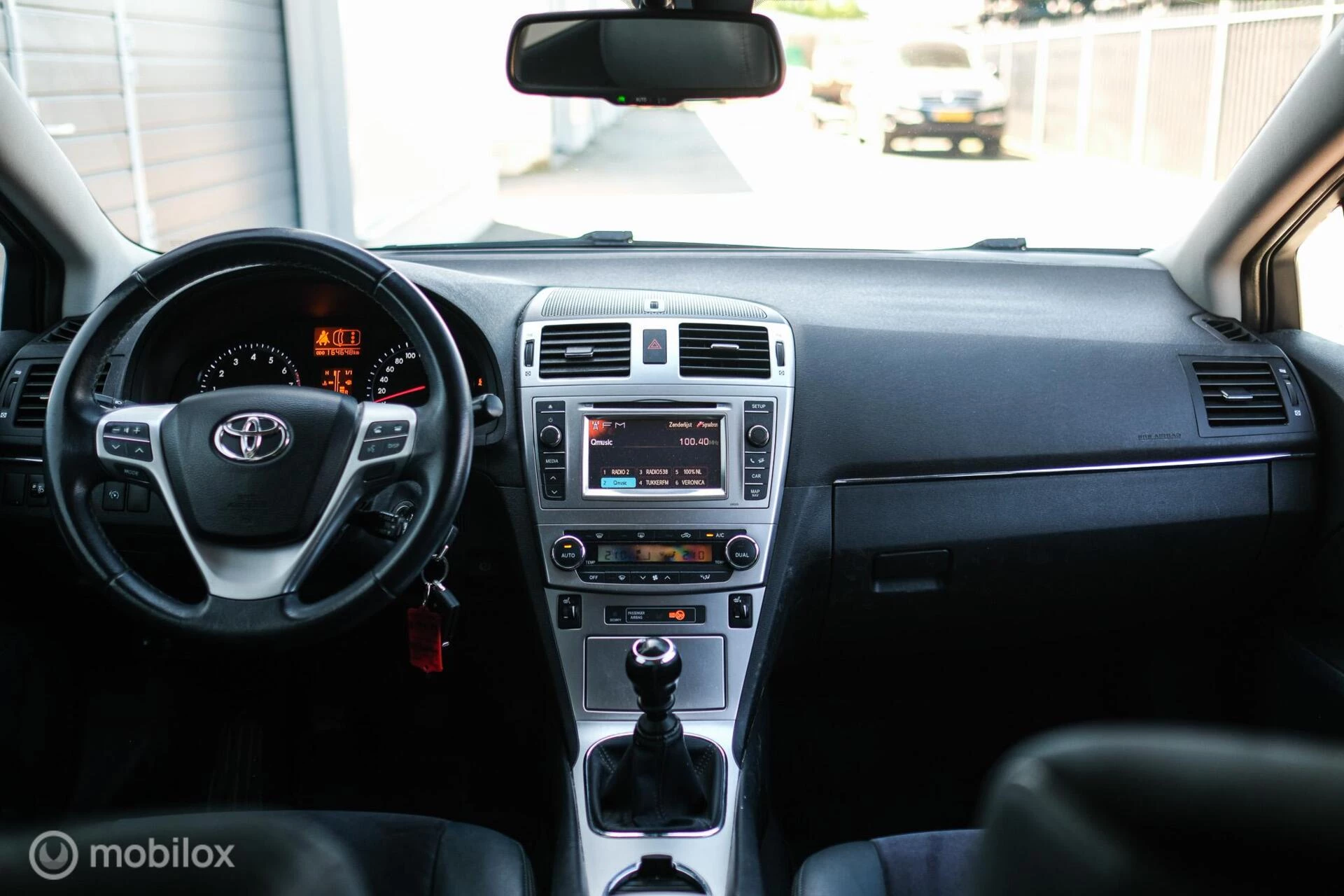 Hoofdafbeelding Toyota Avensis