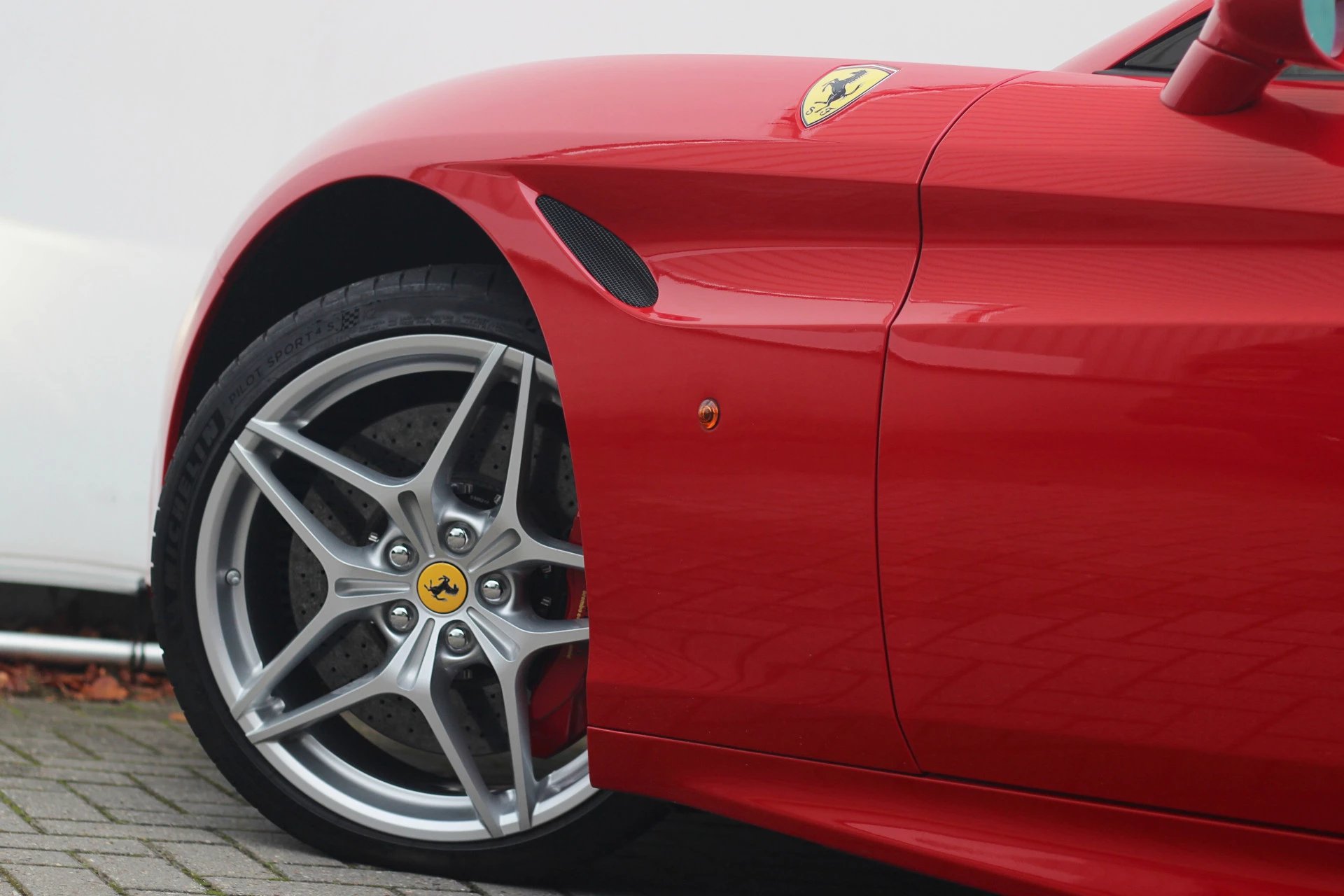 Hoofdafbeelding Ferrari California