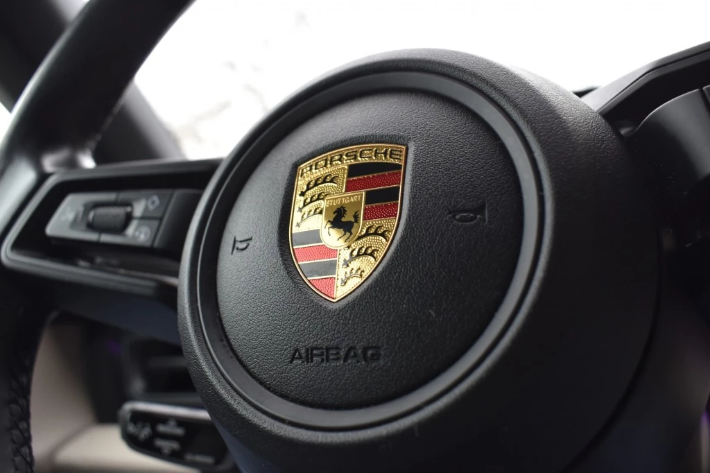 Hoofdafbeelding Porsche Taycan