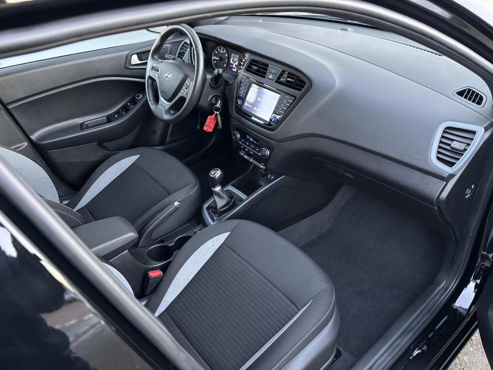 Hoofdafbeelding Hyundai i20