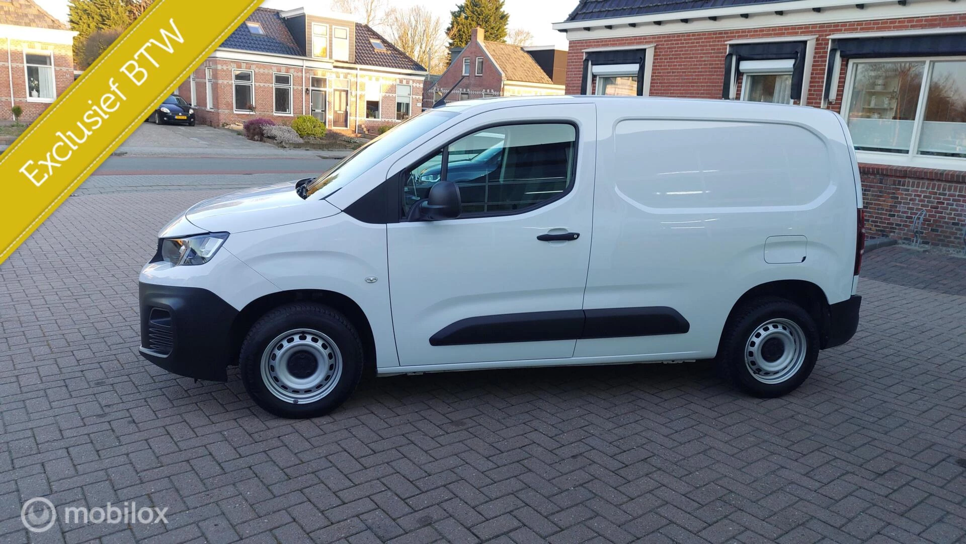 Hoofdafbeelding Peugeot Partner